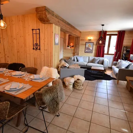 Vaujanylocations - Louise Chalet